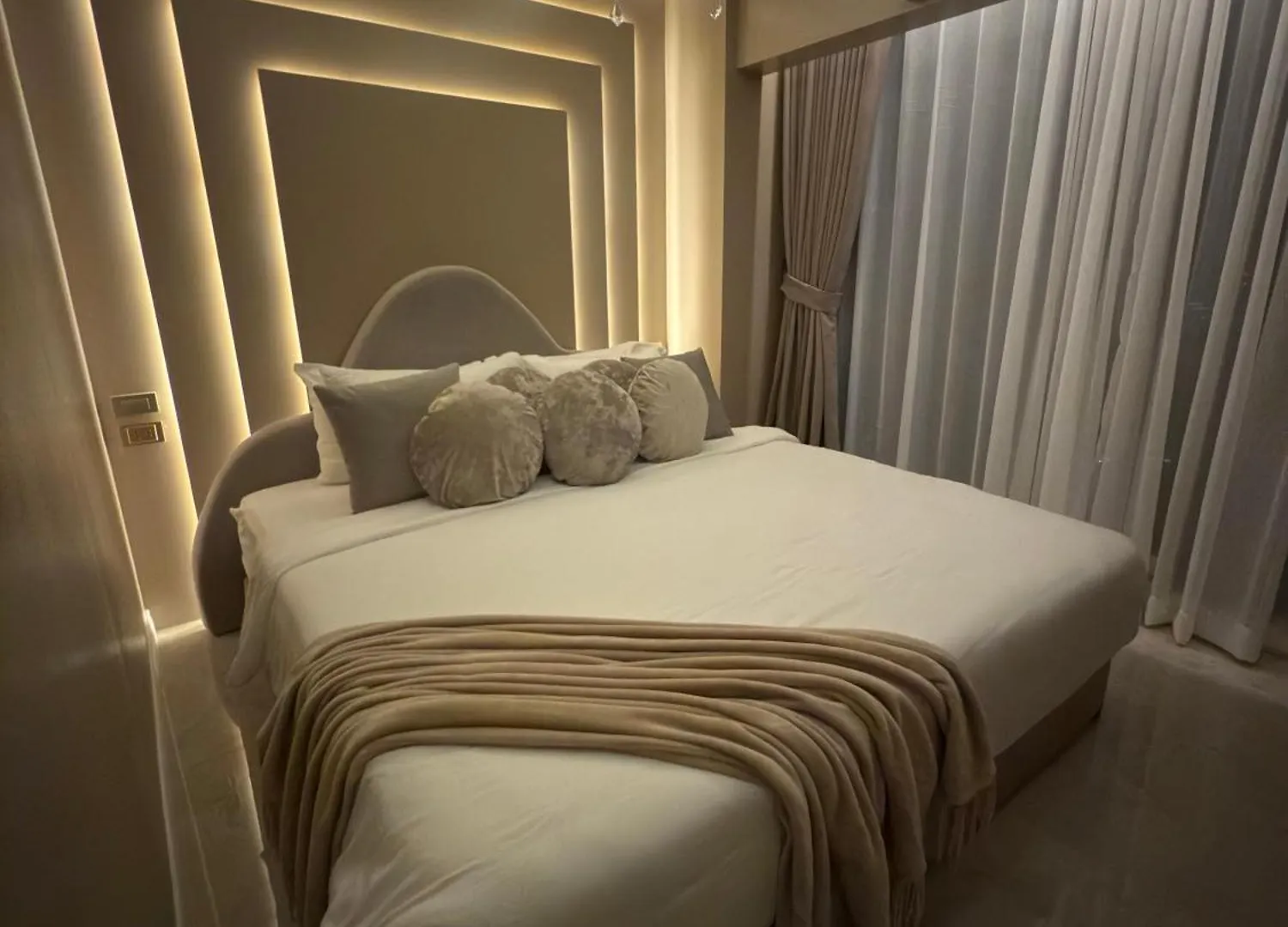 Gramercy Residences Makati Hidden Gem Makati City 0*,  Philippines